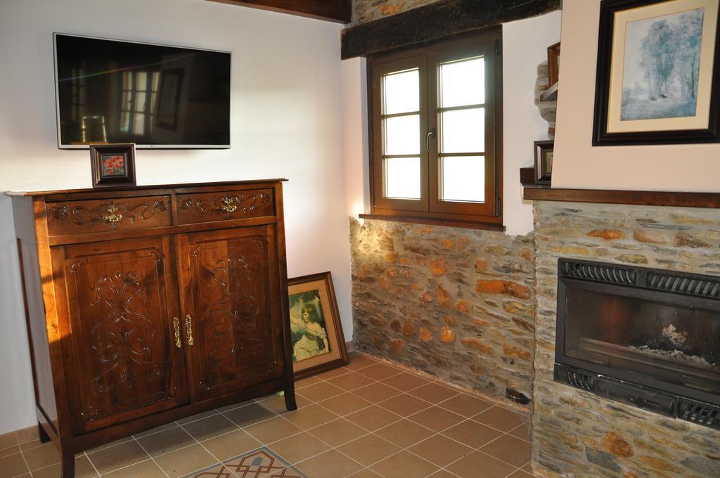 Casa Pacho Apartamentos Rurales Луарка Екстериор снимка
